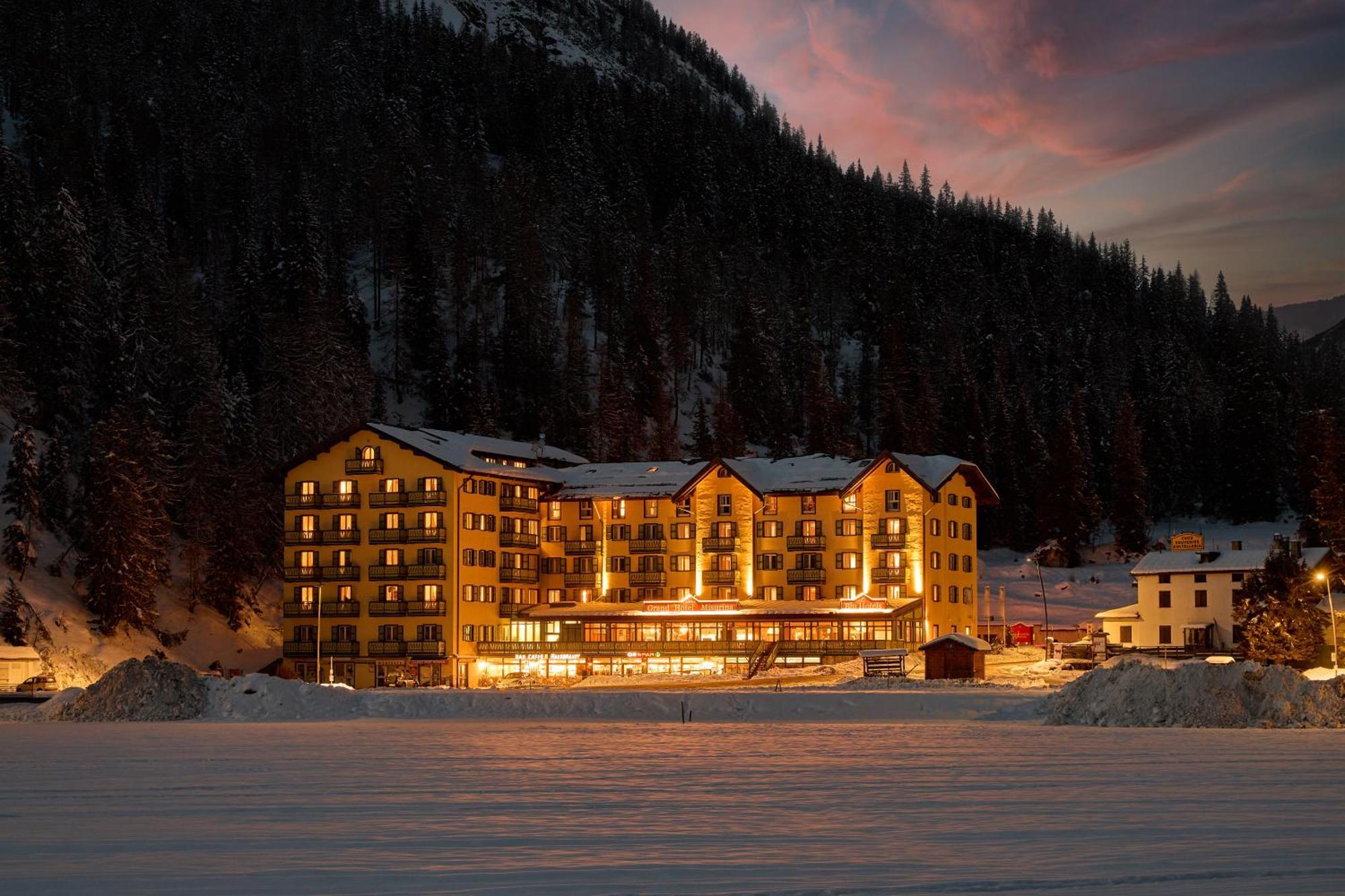 Grand Hotel Misurina Esterno foto